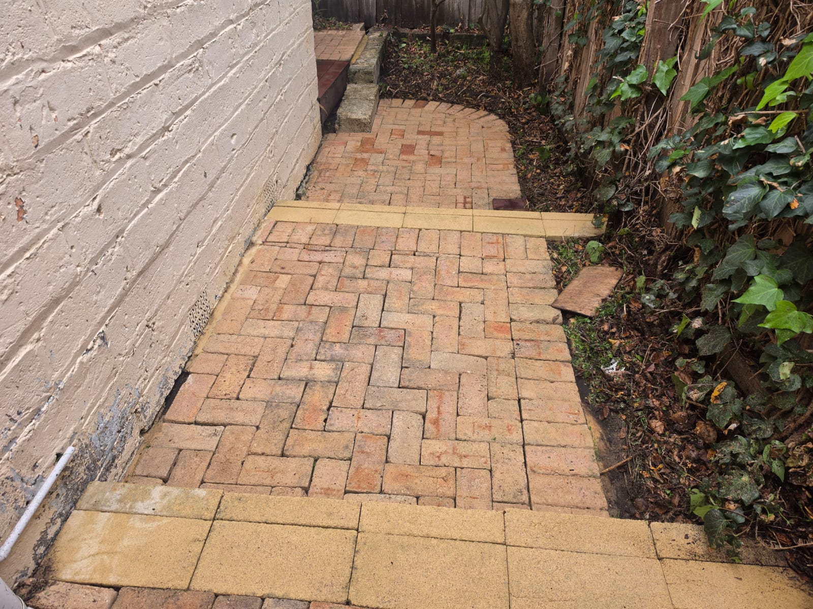 Driveway, Pavers & Wall Pressure Washing after cleaning, job 1