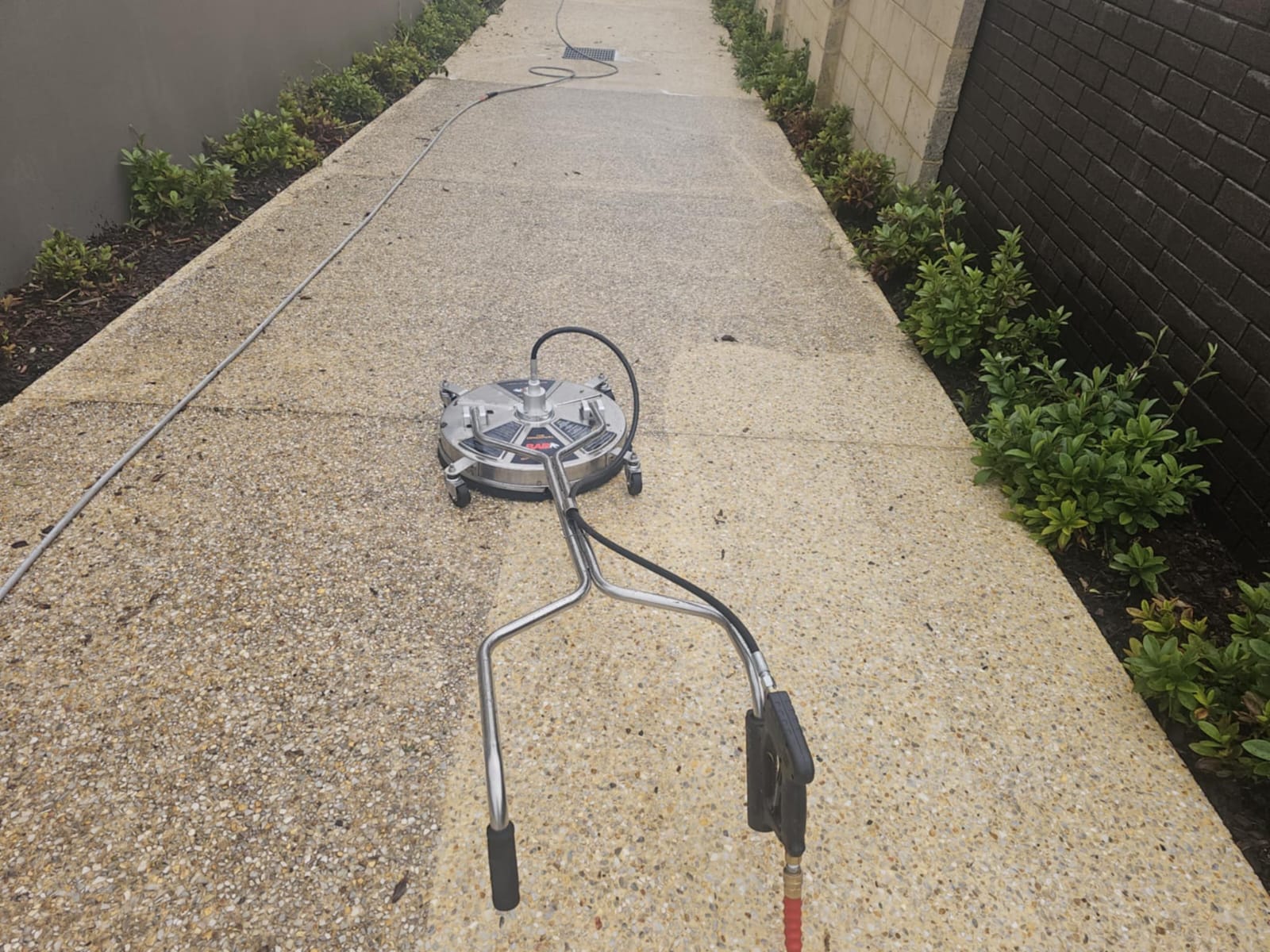 Driveway, Pavers & Wall Pressure Washing